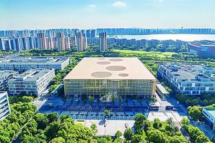 官方：前法兰克福教练格拉斯纳出任水晶宫新帅，签约至2026年